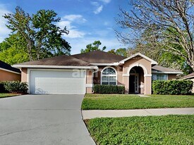 5682 Shady Pine St S in Jacksonville, FL - Building Photo