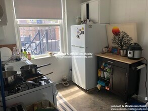 33 Walbridge St, Unit 3 in Boston, MA - Foto de edificio - Building Photo