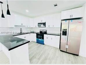 2500 SW 131st Ct in Miami, FL - Building Photo