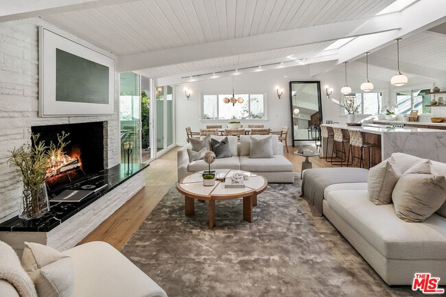 property at 218 N Bundy Dr