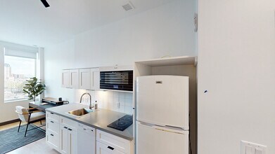 1200 Lincoln St, Unit 422 in Denver, CO - Building Photo - Building Photo