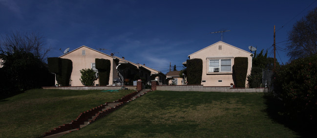 4349 Eagle Rock Blvd in Los Angeles, CA - Foto de edificio - Building Photo