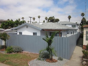 4303-4309 Jewell St in San Diego, CA - Foto de edificio - Building Photo