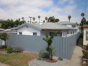 4303-4309 Jewell St in San Diego, CA - Building Photo - Building Photo