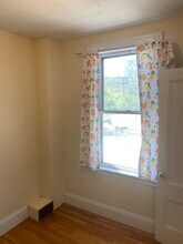 234 Cypress St, Unit 2 in Brookline, MA - Building Photo - Building Photo