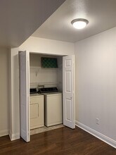 5162 S Jones Blvd in Las Vegas, NV - Building Photo - Building Photo