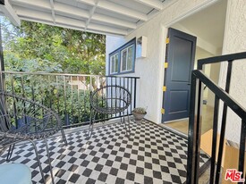 1928 1/4 Santa Ynez St