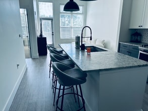 2411 Coronet Way NW in Atlanta, GA - Building Photo - Building Photo