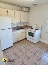 27178 Adams St in Punta Gorda, FL - Foto de edificio - Building Photo