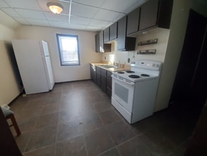 243 Park Ave in Oconto Falls, WI - Building Photo - Building Photo