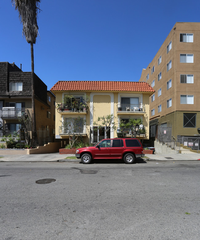 749 S Kingsley Dr in Los Angeles, CA - Building Photo - Building Photo