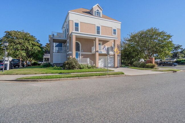 401 Pinewell Dr in Norfolk, VA - Building Photo - Building Photo