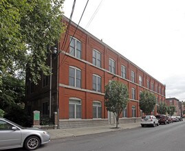 816-820 S 2nd St in Philadelphia, PA - Foto de edificio - Building Photo