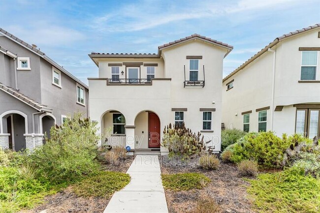 property at 589 Rosa Monte Wy