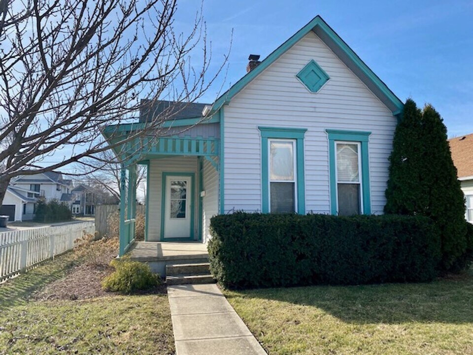 1341 Fletcher Ave in Indianapolis, IN - Building Photo