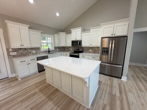 206 Clearview Dr in Enterprise, AL - Building Photo - Building Photo