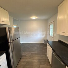 2059 Burns Ave in St. Paul, MN - Building Photo - Building Photo