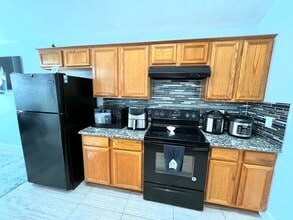 10807 Summer Meadows Ct in Houston, TX - Building Photo - Building Photo