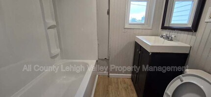 733 Clay St in Allentown, PA - Building Photo - Building Photo