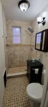 35-39 10th Street Unit 1R in Queens, NY - Building Photo - Building Photo
