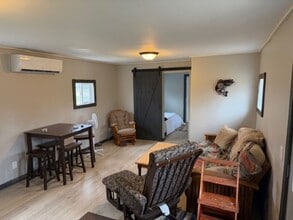 21939 Hillcrest Dr in Nisswa, MN - Building Photo - Building Photo