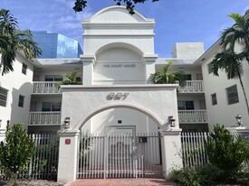 627 SE 4th Ave in Fort Lauderdale, FL - Building Photo