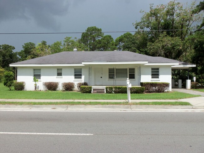 property at 10609 Middleground Rd