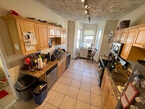 25 Mount Vernon St in Somerville, MA - Building Photo - Building Photo