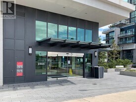 3985 Grand Park Dr in Mississauga, ON - Building Photo