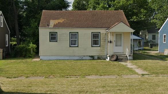 property at 2714 Elwood Ave