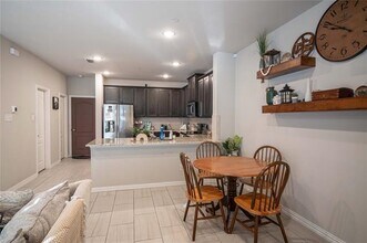 3517 Cricket Dr in Denton, TX - Building Photo - Building Photo