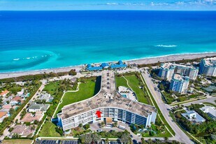 1300 Jimmy Buffett Mem Hwy in Jupiter, FL - Building Photo