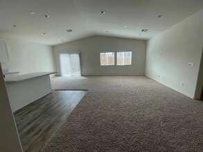 15615 Kings Peak Dr in Fontana, CA - Building Photo - Building Photo