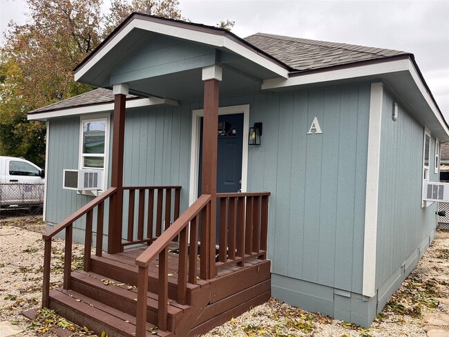 535 Plymouth St in Houston, TX - Building Photo - Building Photo