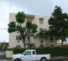 620 SW 10th St Apartments