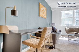 925 N Garfield St, Unit FL2-ID516 in Arlington, VA - Building Photo - Building Photo