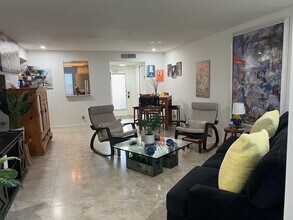 14849 Cumberland Dr in Delray Beach, FL - Building Photo - Building Photo