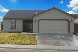 16547 Allegre Way in Caldwell, ID - Building Photo