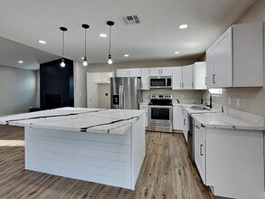 1126 E Marny Rd in Tempe, AZ - Building Photo - Building Photo