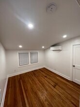 5 Kenwood Ave, Unit #2 in Verona, NJ - Building Photo - Building Photo