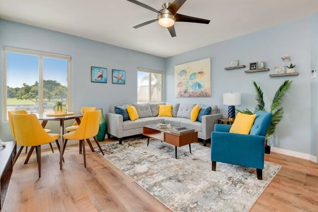 819 Island Ct, Unit 819 in San Diego, CA - Building Photo - Building Photo