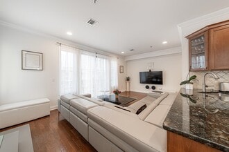 11 Washington Pl in Cliffside Park, NJ - Building Photo - Building Photo