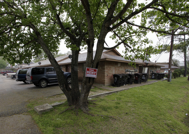 Wellford Square in Houston, TX - Building Photo - Building Photo