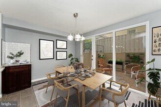212 G St SW in Washington, DC - Building Photo - Building Photo