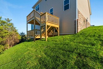 929 Camden Ct in Richmond, KY - Foto de edificio - Building Photo
