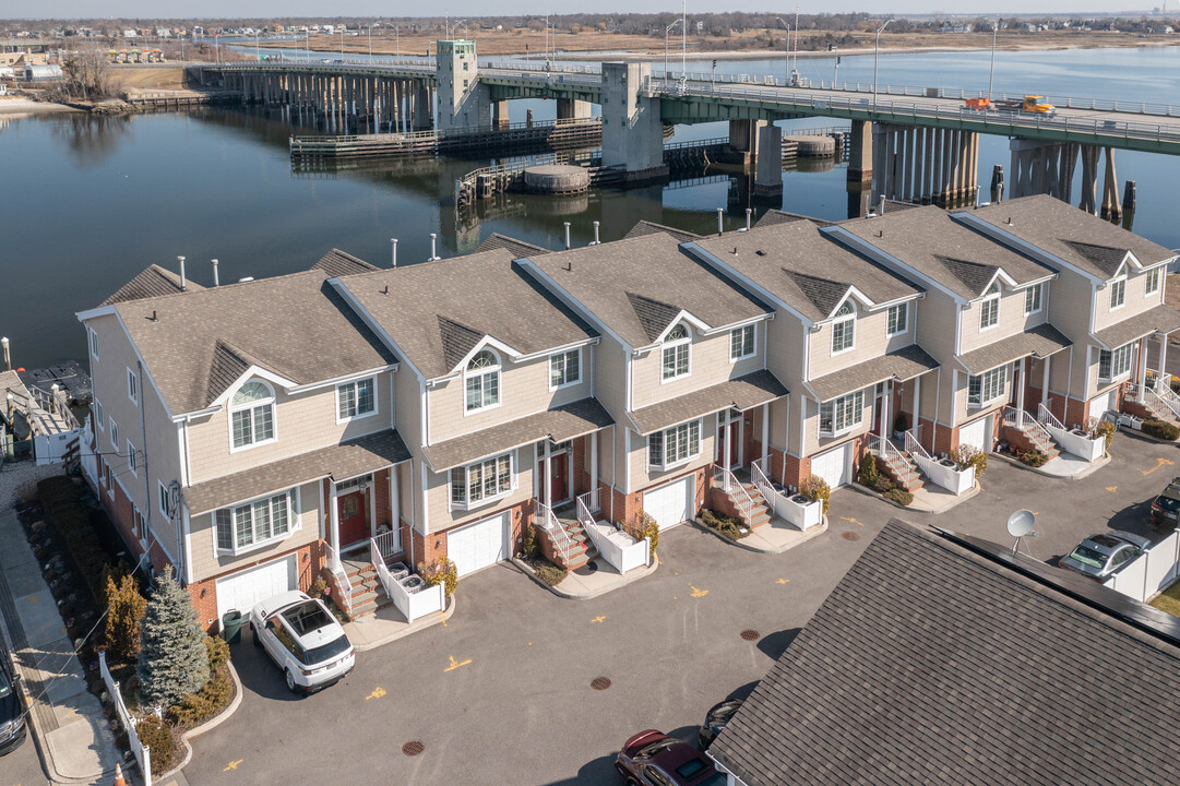 200 Bermuda St in Atlantic Beach, NY - Building Photo