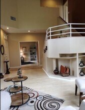 12612 Springbrook Dr in San Diego, CA - Building Photo - Building Photo