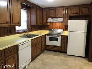 118 S 7th St in Clarksville, TN - Building Photo - Building Photo