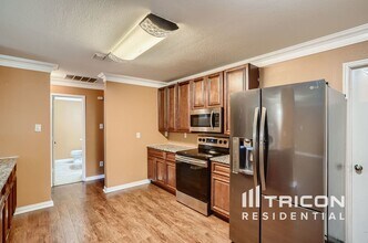 1028 Badger Run in Lancaster, TX - Building Photo - Building Photo