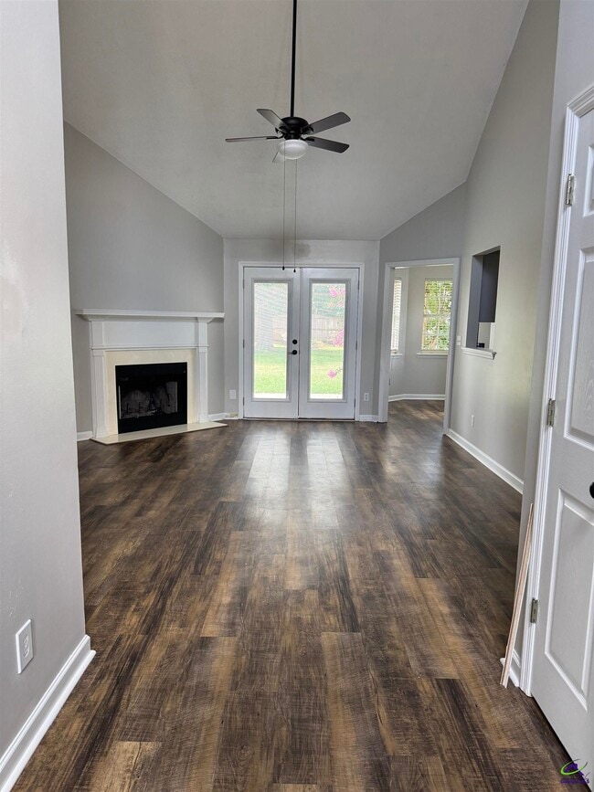 123 Enlish Dr in Bonaire, GA - Building Photo - Building Photo